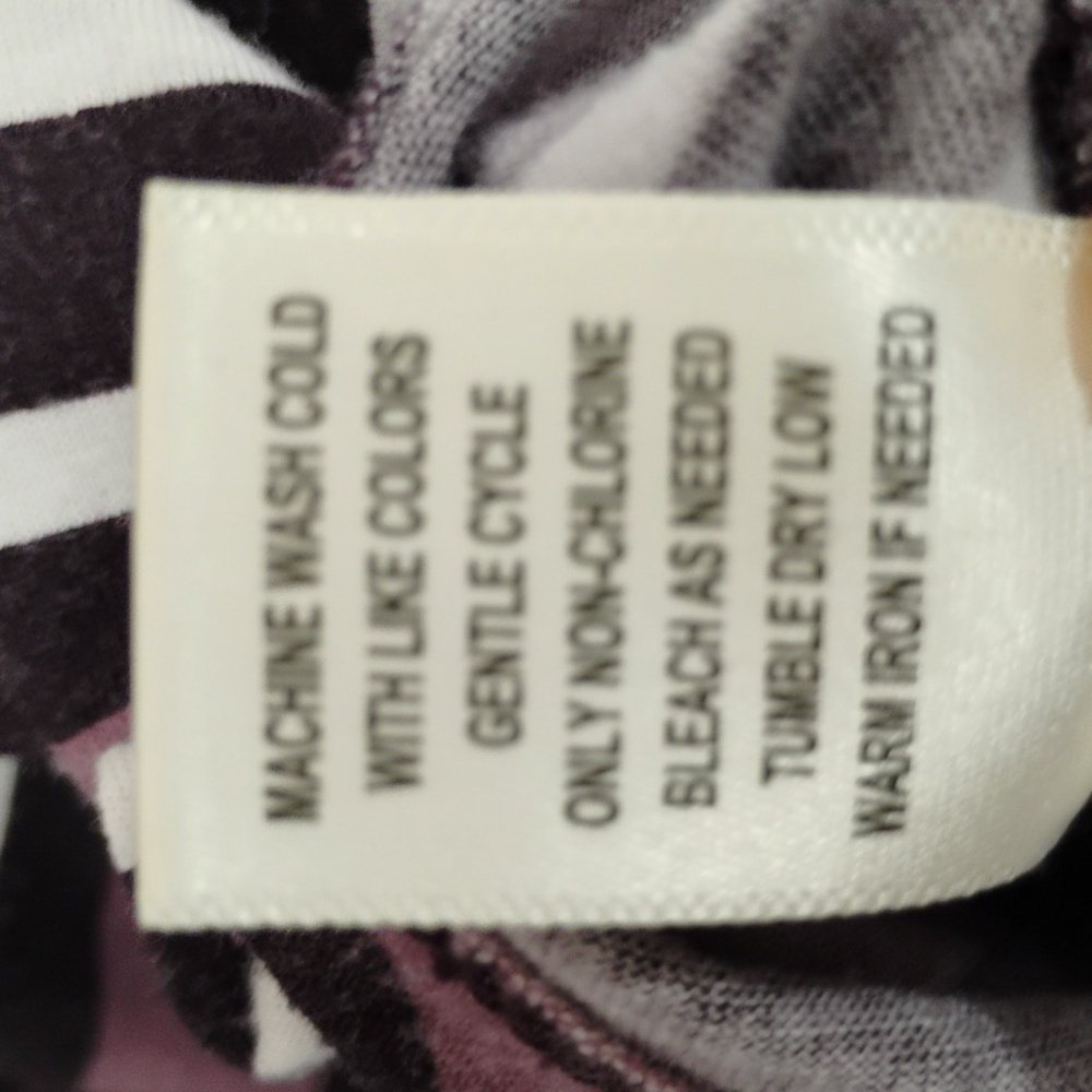 TruSelf Long Sleeve Striped Comfy T-Shirt  M - Picture 4 of 5